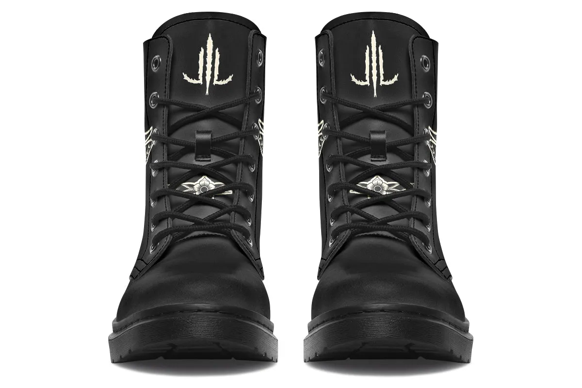 Butterfly Knife Boots