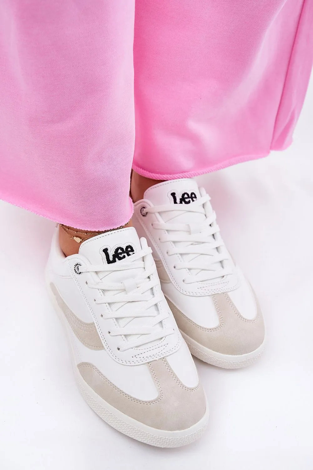 Sport Shoes Step in style