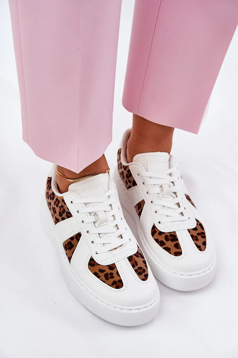 Sport Shoes Step in style