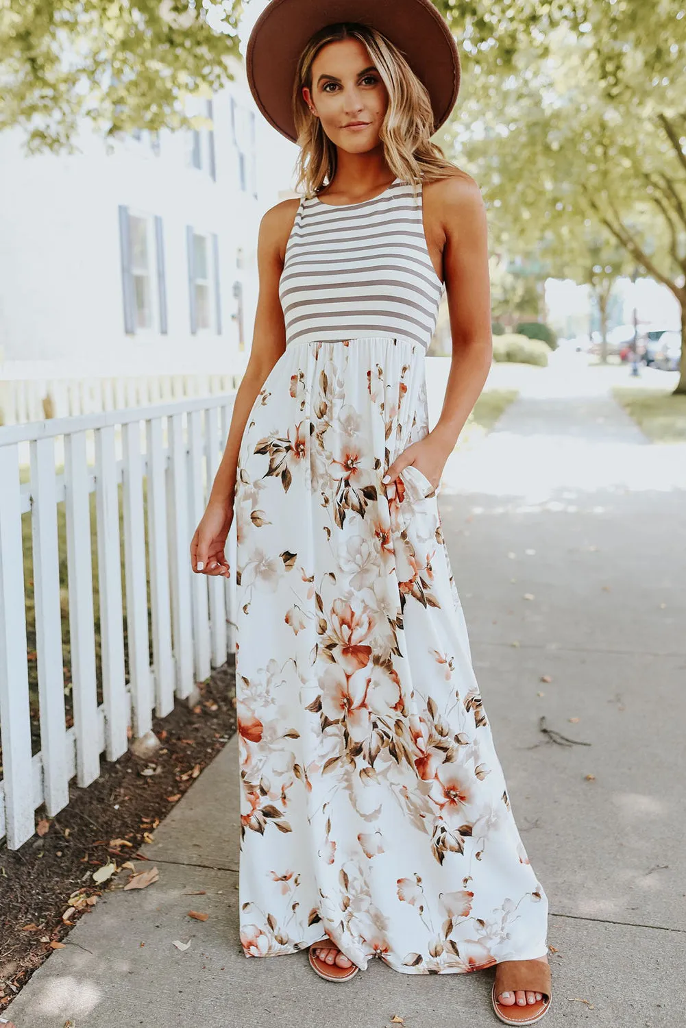 Striped Floral Print Sleeveless Maxi Dress with Pocket