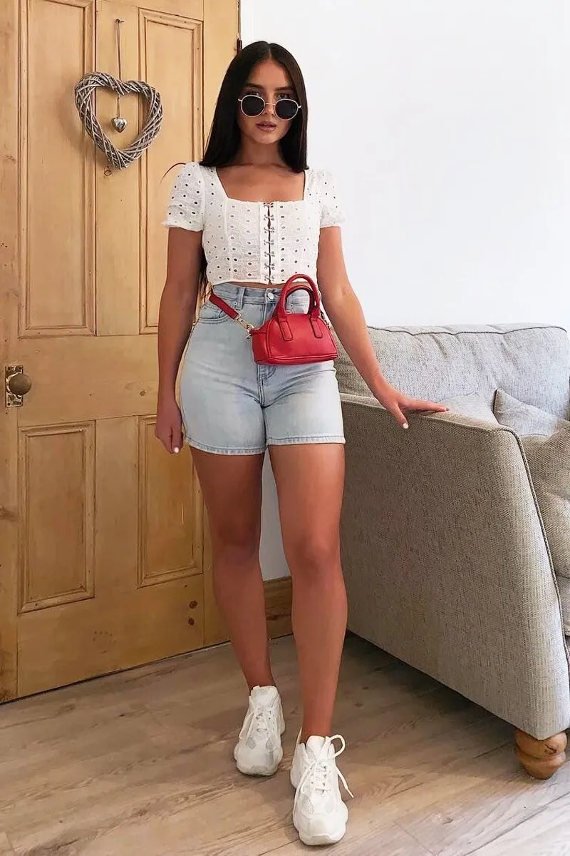 White Floral Hook And Eye Puff Sleeve Crop Top - Libbie