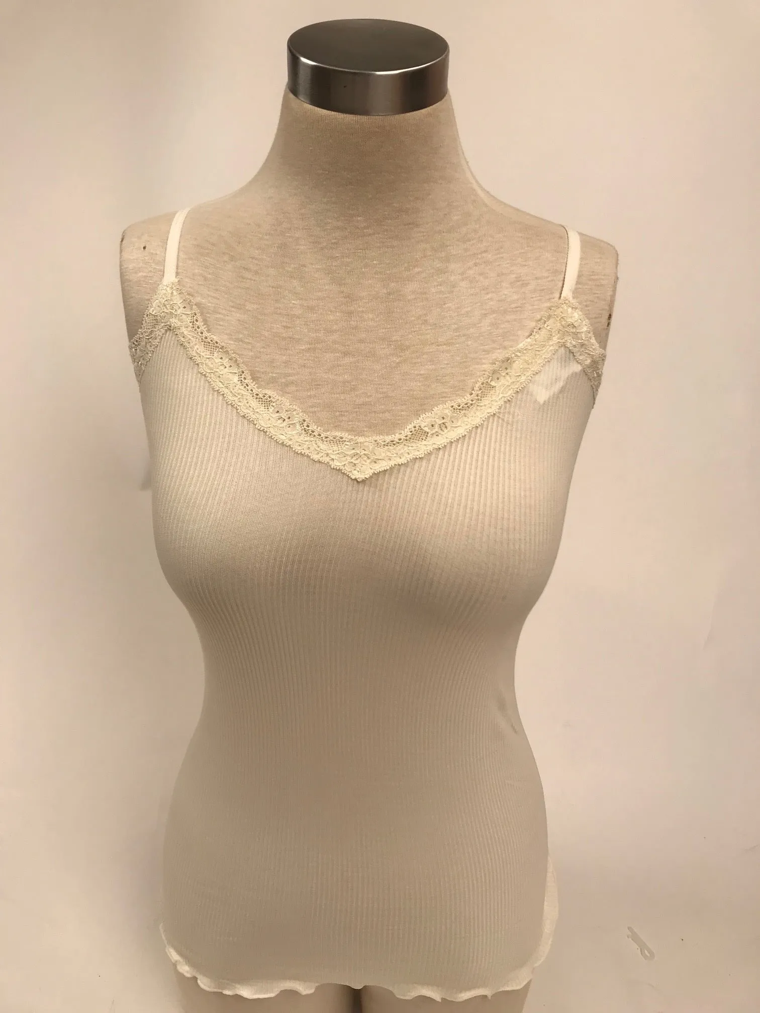 Women's Sugar Lips | Stretch Ribbed Camisole with Lace | Ivory